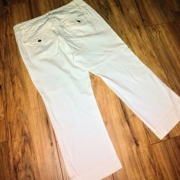 Cropped Straight Leg Capri Jeans NWOT - Picture 2 of 6